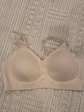 OEAK Jelly Seamless Light Nude Wireless T-Shirt Bra